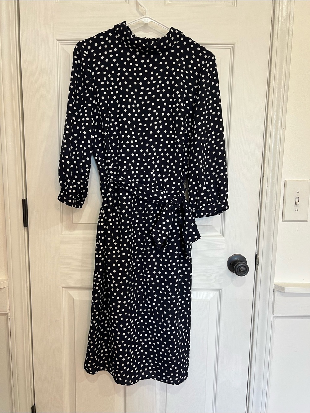 Polka Dot Tie-Waist Midi Dress - Navy/White